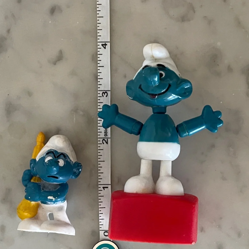 PEYO Smurfs Action Figures Vintage Set Push Puppet & Figure (2)